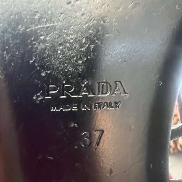 Vintage Patent Leather Black Prada Sandals - Picture 4 of 10